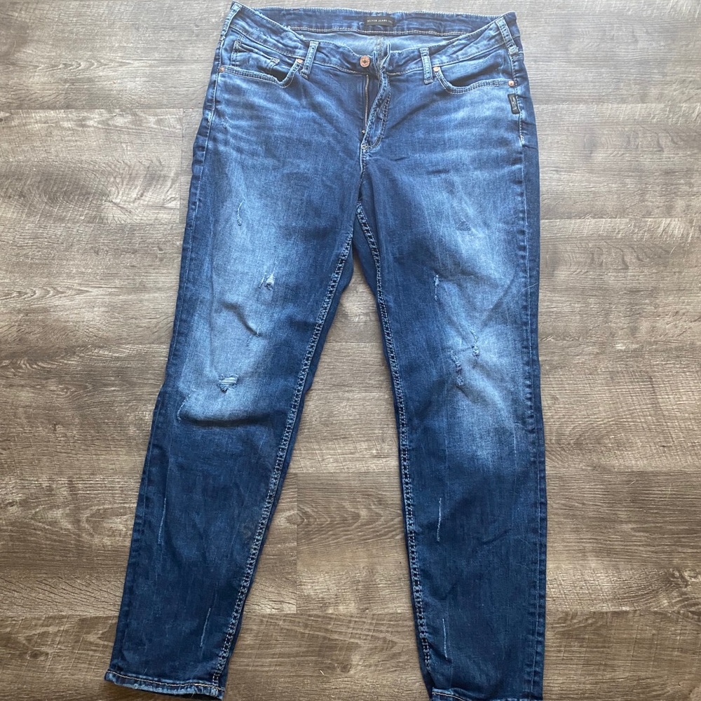 Like new Silver Jeans Co Boyfriend jeans